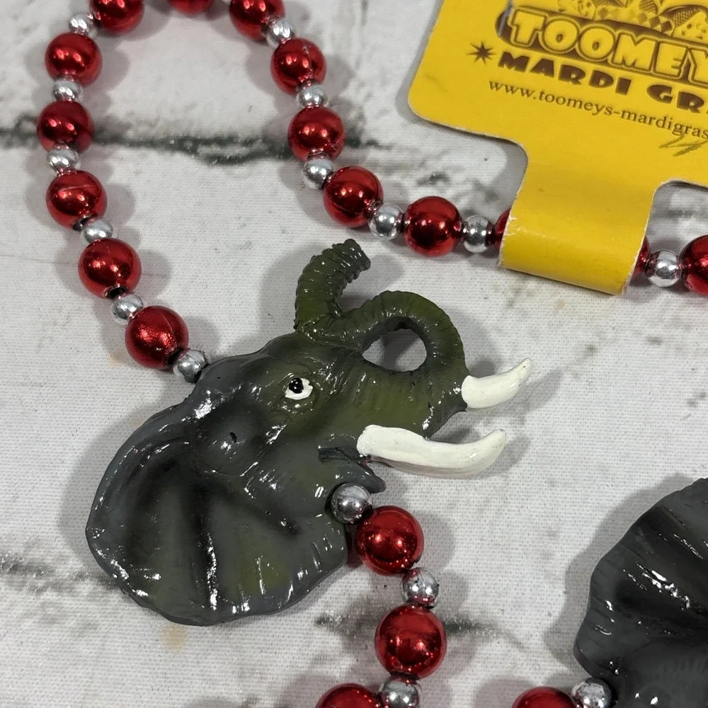 Toomeys Authentic Mardi Gras Party Beads Figural Elephant‎ Beads Red Silver New
